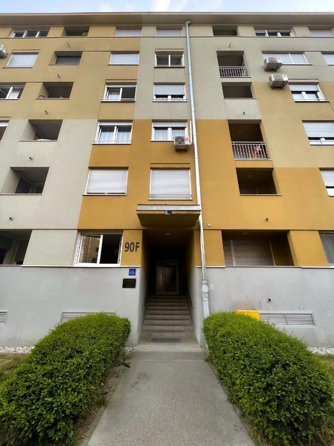 Apartman Welcome To Tresnjevka Zagreb Exterior photo